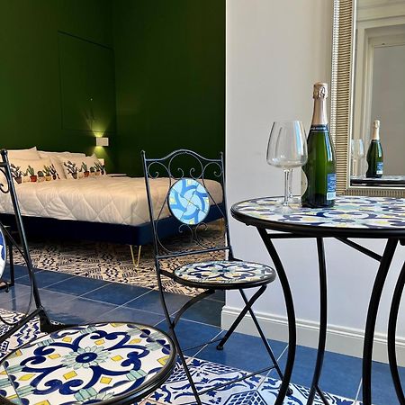 Gramsci 16 Otel Napoli Dış mekan fotoğraf