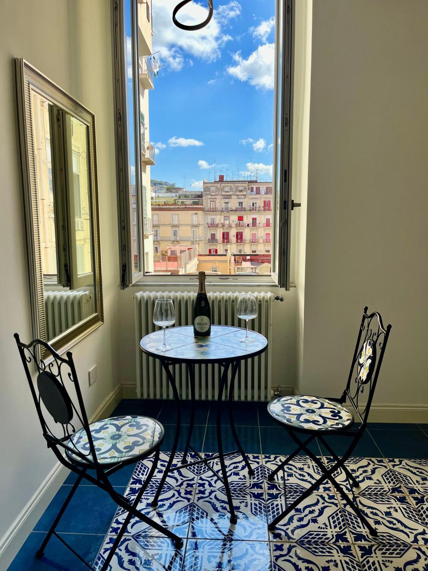 Gramsci 16 Otel Napoli Dış mekan fotoğraf
